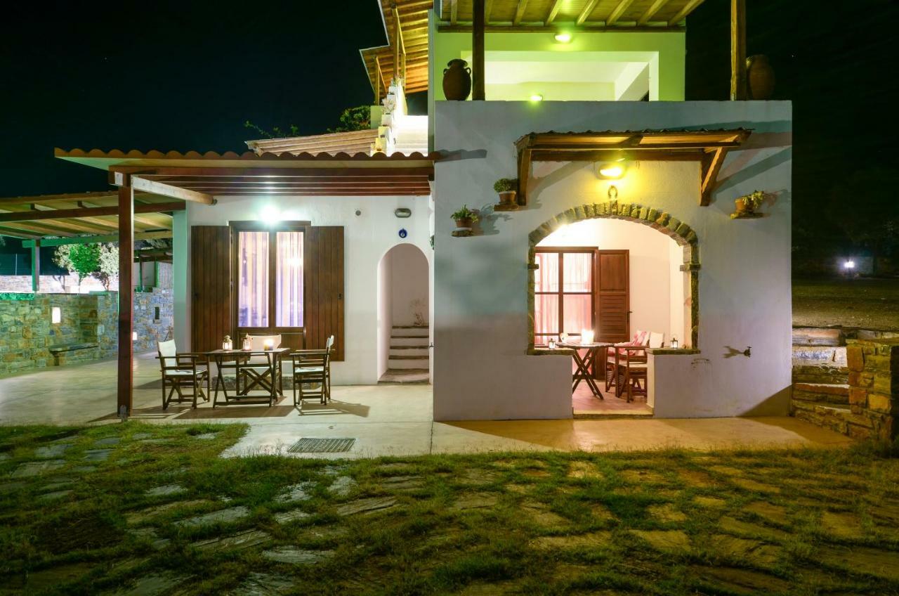 Theonis Villas Moutsouna Ngoại thất bức ảnh